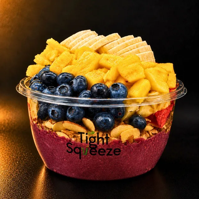 Tight Squeeze Acai Bar: Happy Hour